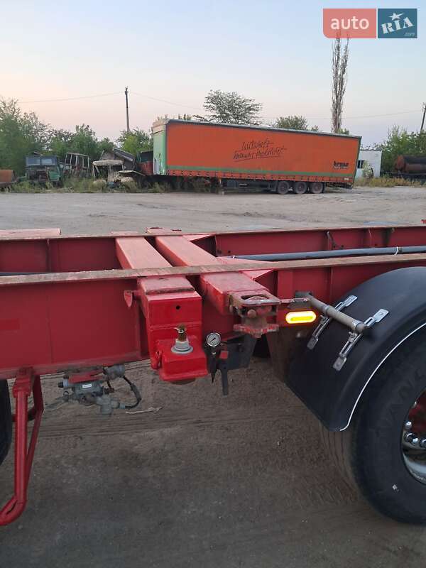 Контейнеровоз полуприцеп Desot OPP 2000 в Одессе