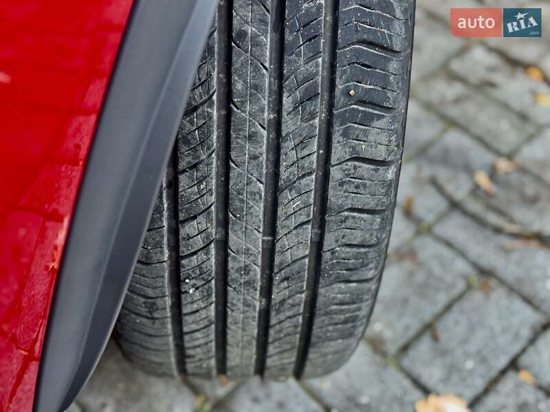 Внедорожник / Кроссовер DFSK Seres 3 2022 в Дрогобыче