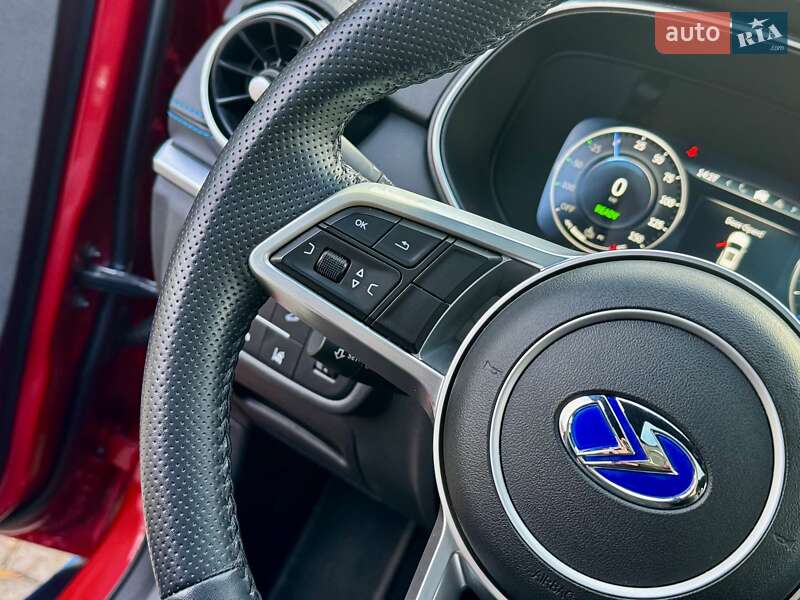 Внедорожник / Кроссовер DFSK Seres 3 2022 в Дрогобыче