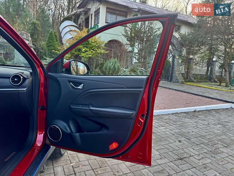 Внедорожник / Кроссовер DFSK Seres 3 2022 в Дрогобыче