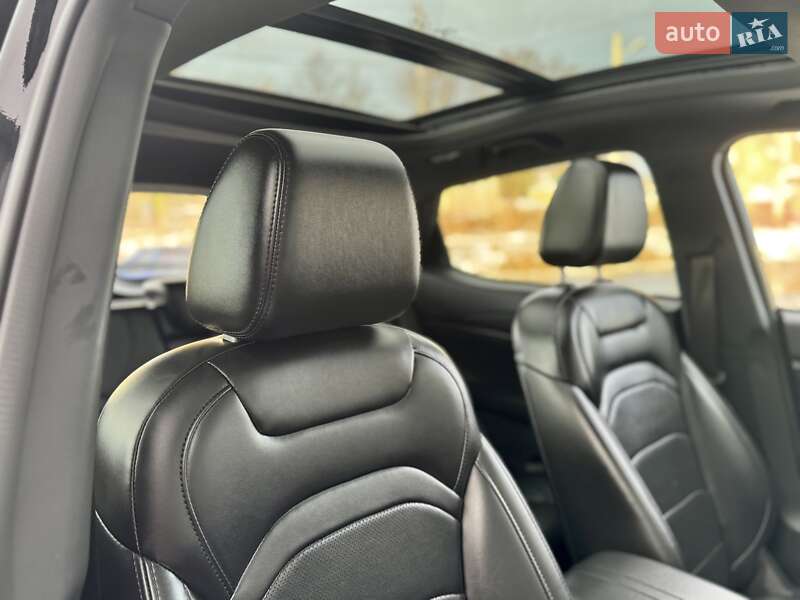 Внедорожник / Кроссовер DFSK Seres 3 2022 в Дрогобыче