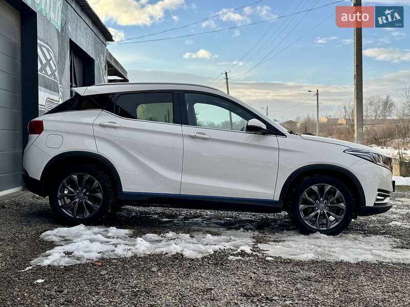 Позашляховик / Кросовер DFSK Seres 3 2022 в Дрогобичі