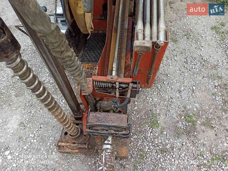 Установки для горизонтального буріння Ditch Witch JT520 2005 в Дніпрі фото 9 Установки для горизонтального буріння Ditch Witch JT520 2005 в Дніпрі