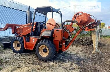 Траншеекопатель Ditch Witch RT 2006 в 