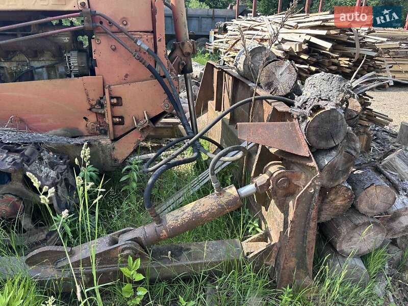 Бульдозер ДКТ 245 2000 в Рахове