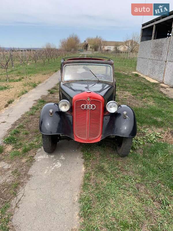 Седан DKW F7 1936 в Виннице