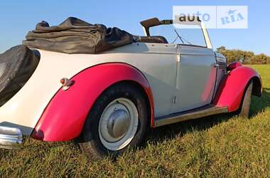 Кабриолет DKW F8 1939 в Львове