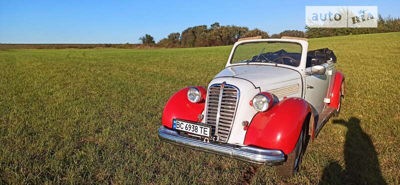 Кабріолет DKW F8 1939 в Львові