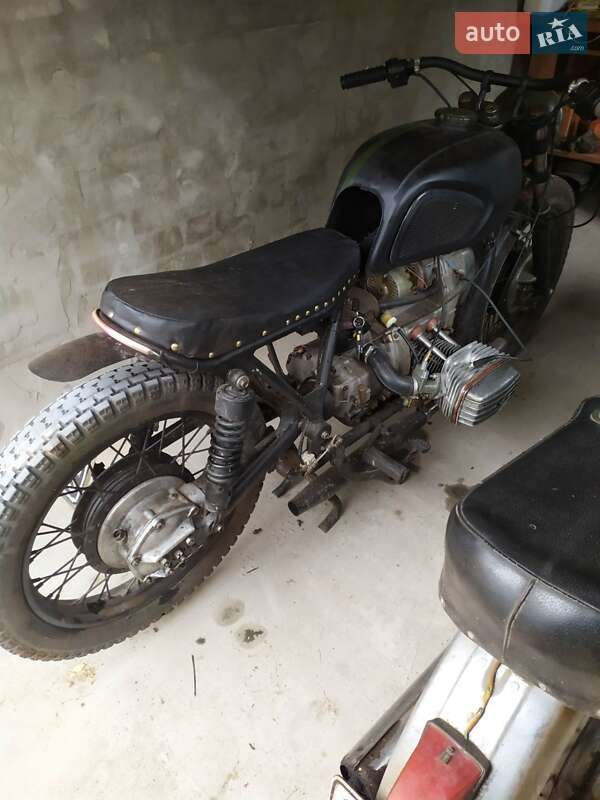 Кафе рейсер Днепр (КМЗ) 10-36 1980 в Шацке