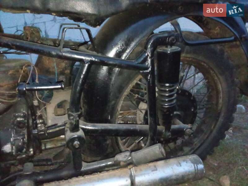 Мотоцикл Классик Днепр (КМЗ) 10-36 1984 в Чернигове