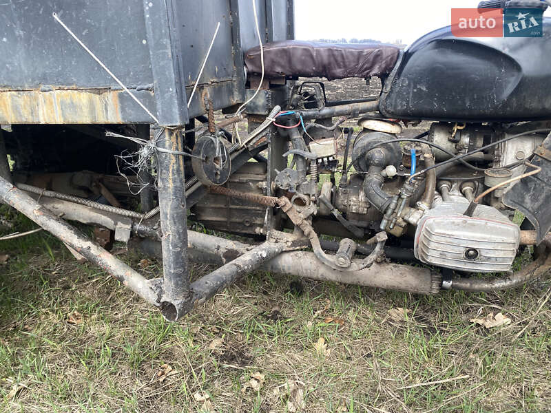 Грузовые трициклы Днепр (КМЗ) 10-36 1987 в Полтаве