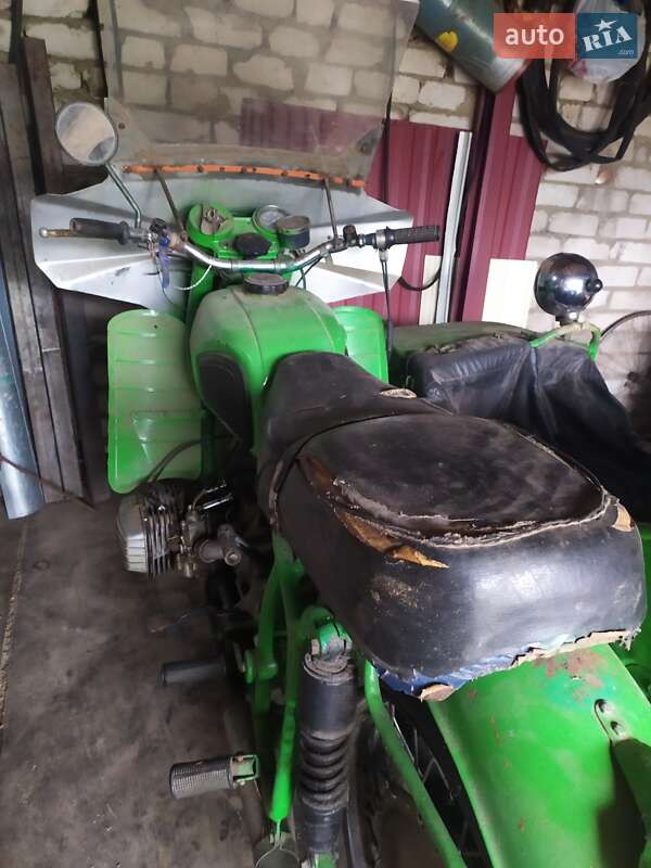 Мотоцикл с коляской Днепр (КМЗ) 10-36 1980 в Коростене фото Мотоцикл с коляской Днепр (КМЗ) 10-36 1980 в Коростене