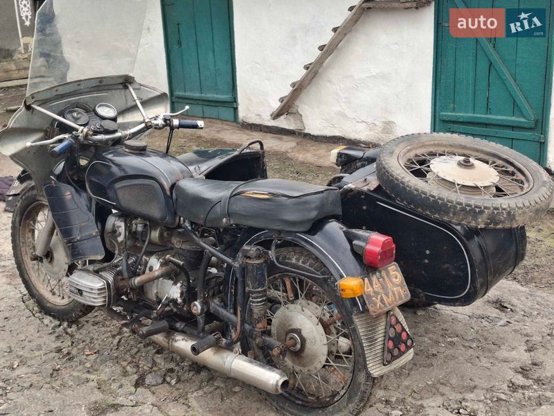 Мотоцикл с коляской Днепр (КМЗ) 10-36 1982 в Изяславе