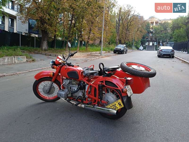 Мотоцикл з коляскою Днепр (КМЗ) Днепр-11 1991 в Бучі