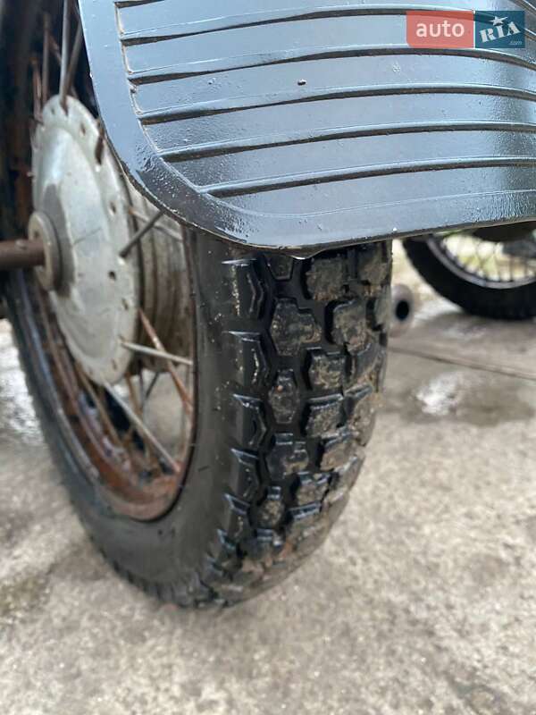 Мотоцикл з коляскою Дніпро (КМЗ) Днепр-11 1989 в Кельменцях фото 2 Мотоцикл з коляскою Дніпро (КМЗ) Днепр-11 1989 в Кельменцях