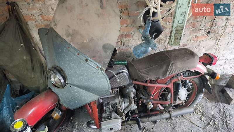 Мотоцикл з коляскою Днепр (КМЗ) Днепр-11 1991 в Миронівці