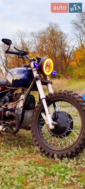 Кафе рейсер Днепр (КМЗ) Днепр-11 1990 в Липовце