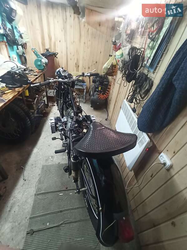 Мотоцикл Классік Днепр (КМЗ) Днепр-12 1981 в Баранівці