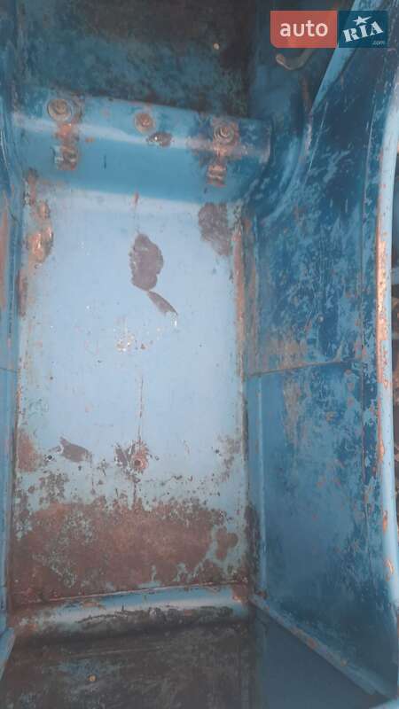 Мотоцикл з коляскою Днепр (КМЗ) К 650 1971 в Борисполі фото 71 Мотоцикл з коляскою Днепр (КМЗ) К 650 1971 в Борисполі