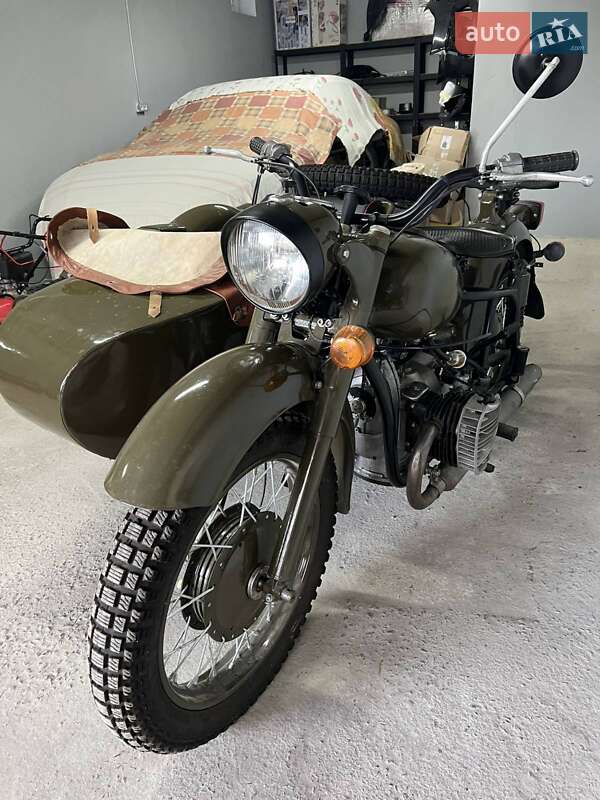Мотоцикл Багатоцільовий (All-round) Днепр (КМЗ) К 750 1969 в Львові