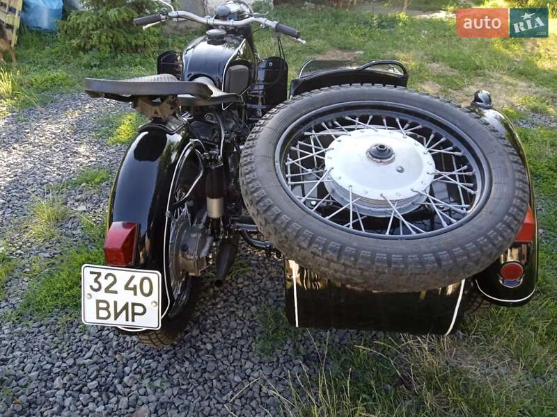 Вантажні моторолери, мотоцикли, скутери, мопеди Днепр (КМЗ) К 750 1982 в Ужгороді