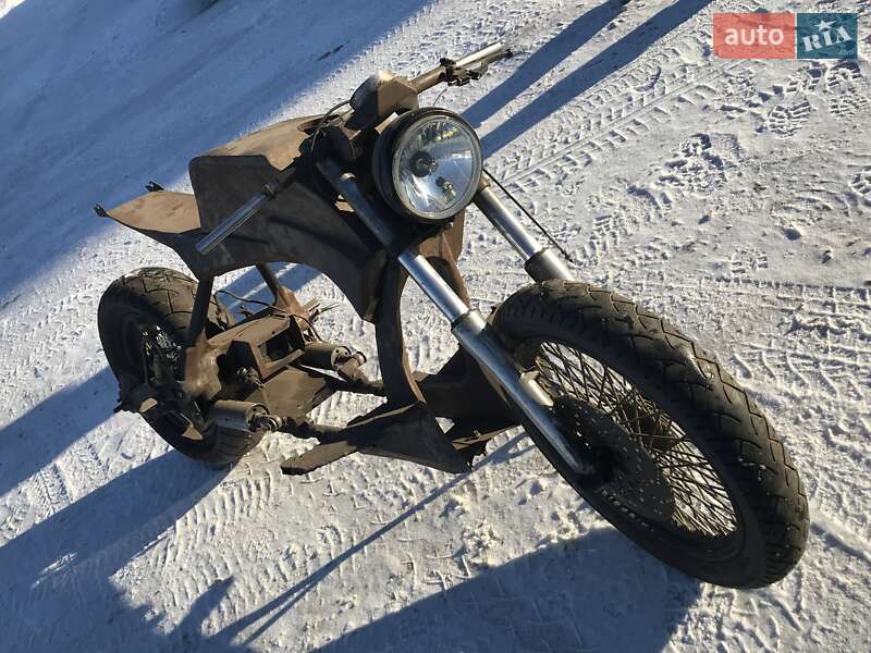 Боббер Дніпро (КМЗ) МТ-11 1987 в Черкасах