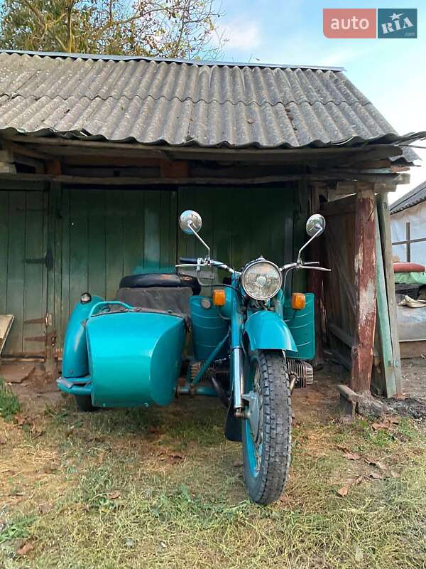 Мотоцикл с коляской Днепр (КМЗ) МТ-9 1973 в Носовке