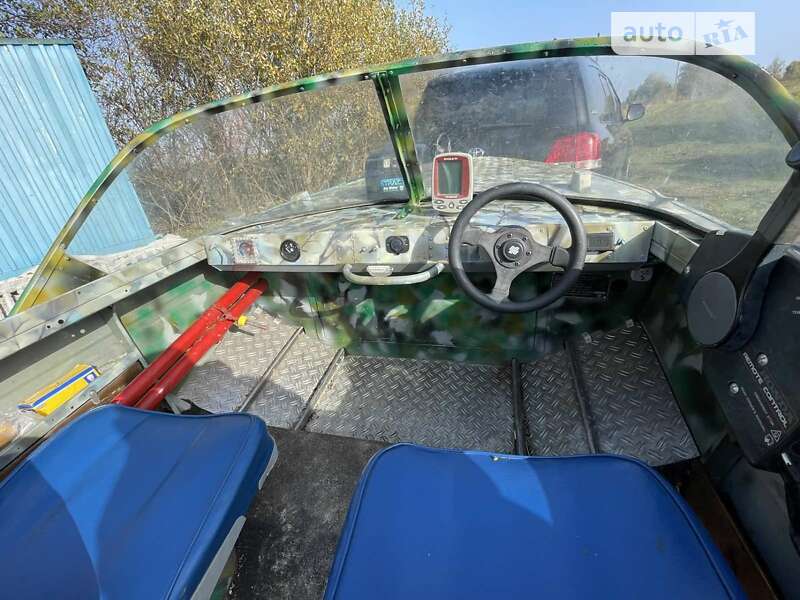 Катер Днепр 1 1978 в Полтаві