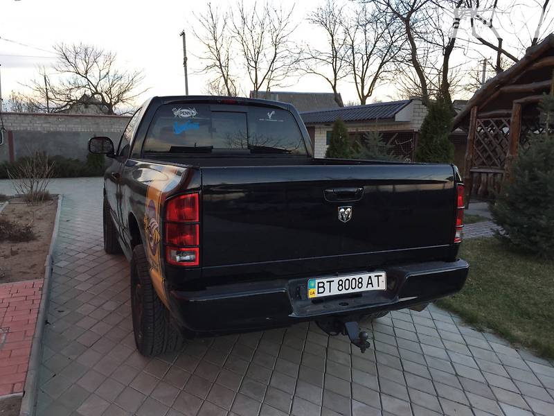 Пикап Dodge 2005 в Олешках
