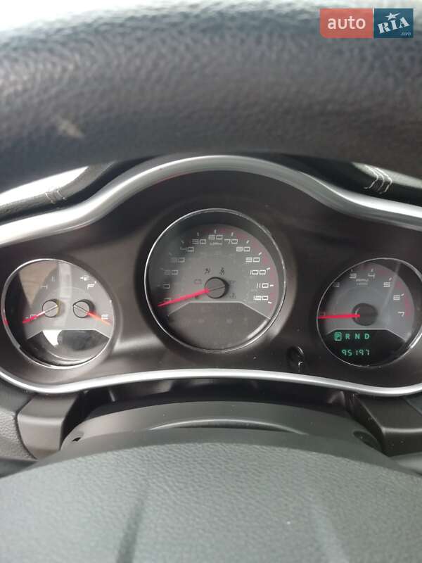 Седан Dodge Avenger 2012 в Днепре