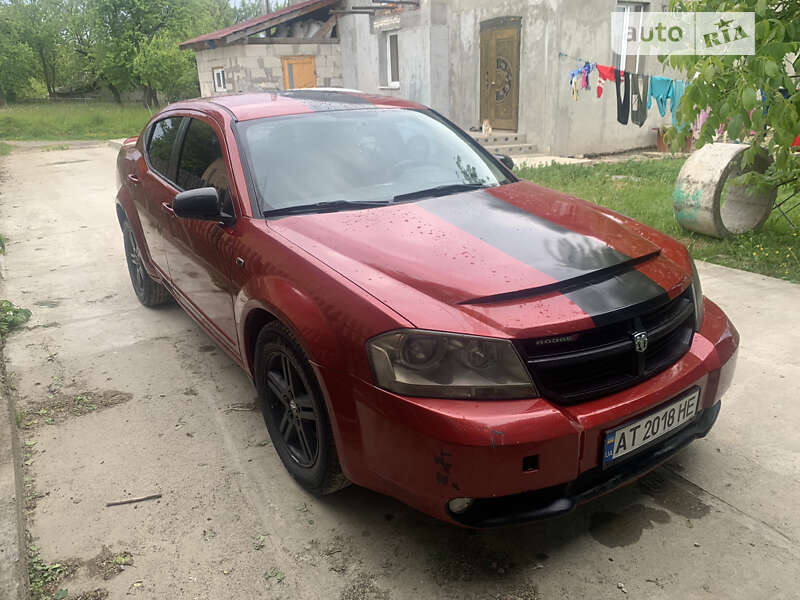 Седан Dodge Avenger 2008 в Долине