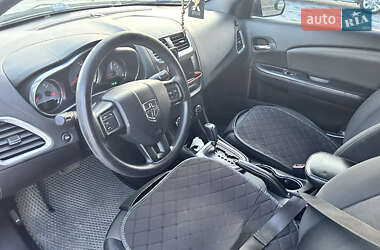 Седан Dodge Avenger 2013 в Хусте