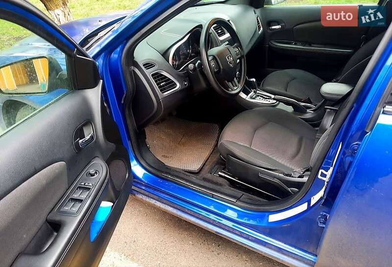 Седан Dodge Avenger 2013 в Черкассах фото 8 Седан Dodge Avenger 2013 в Черкассах
