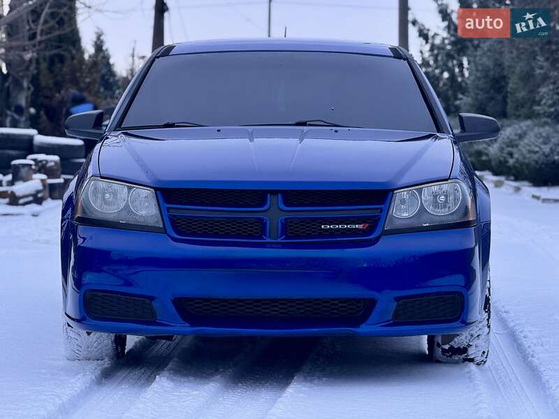 Седан Dodge Avenger 2014 в Кривом Роге