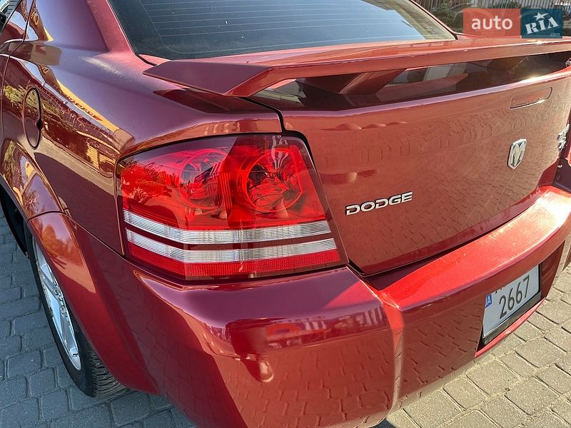 Седан Dodge Avenger 2010 в Шепетовке