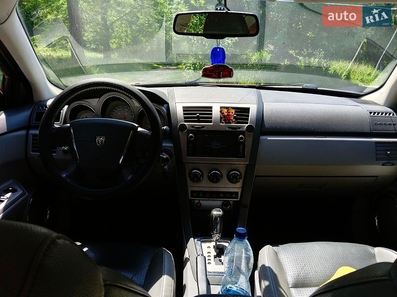 Седан Dodge Avenger 2008 в Киеве
