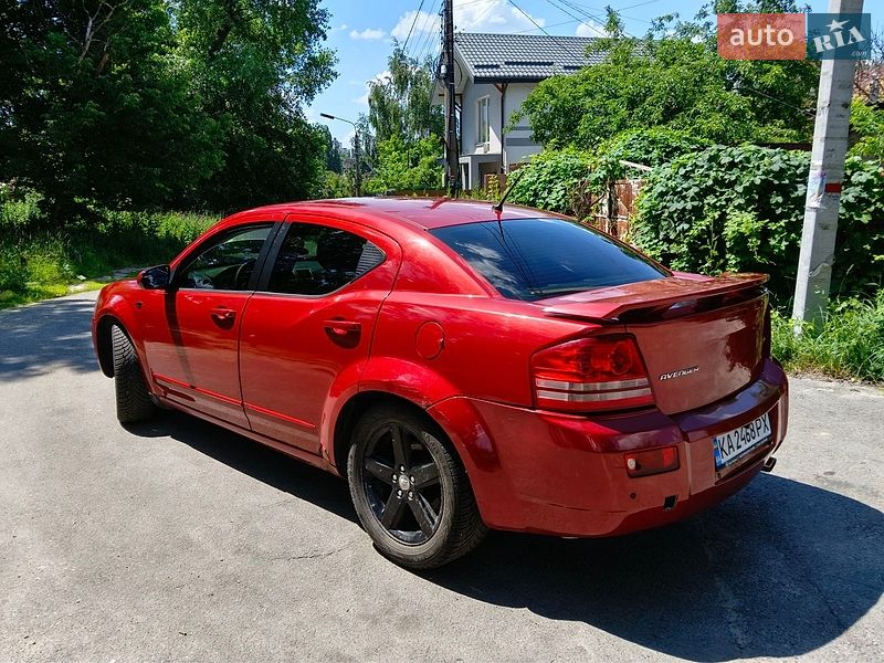 Седан Dodge Avenger 2008 в Киеве