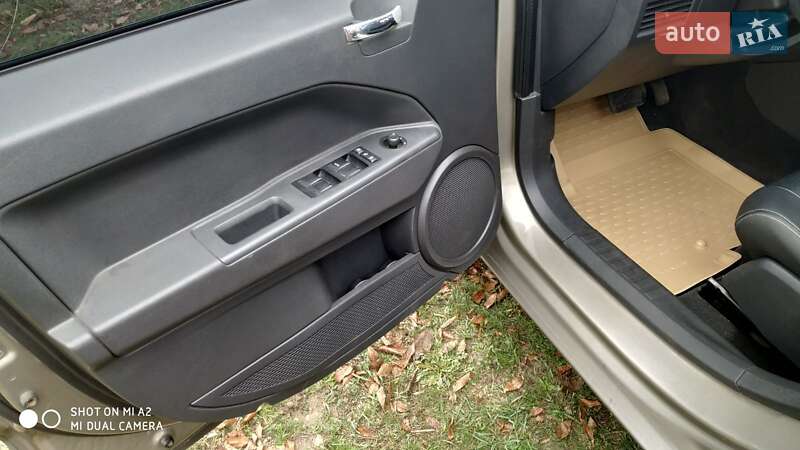 Хетчбек Dodge Caliber 2008 в Черкасах