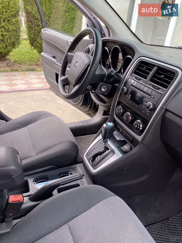 Внедорожник / Кроссовер Dodge Caliber 2011 в Черновцах