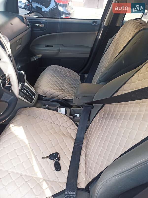 Внедорожник / Кроссовер Dodge Caliber 2011 в Сарате