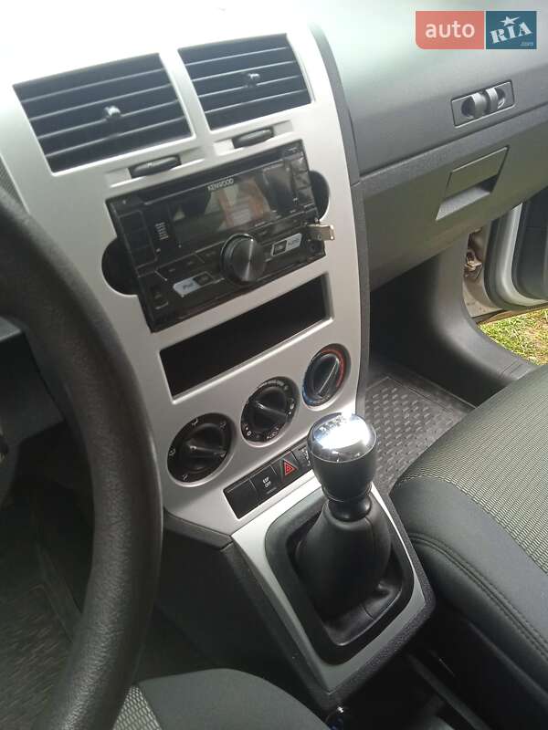 Седан Dodge Caliber 2008 в Межгорье фото 8 Седан Dodge Caliber 2008 в Межгорье