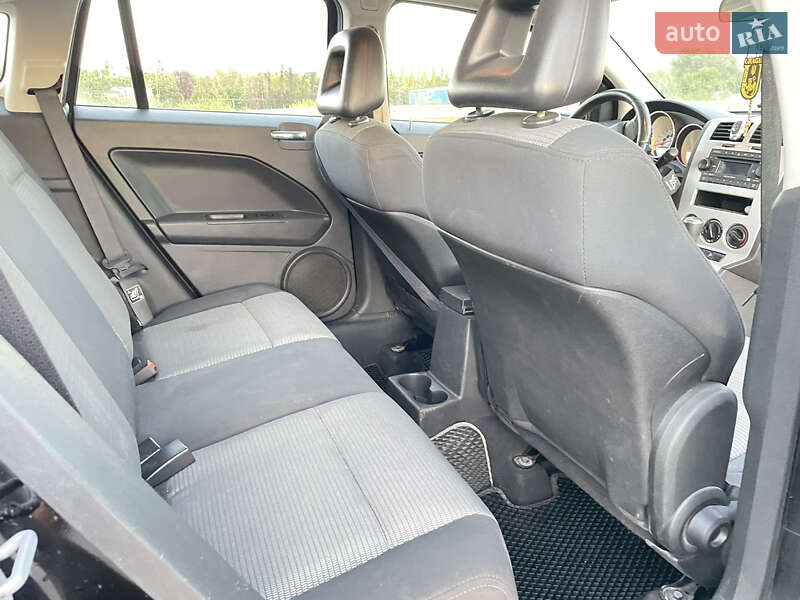 Позашляховик / Кросовер Dodge Caliber 2008 в Львові