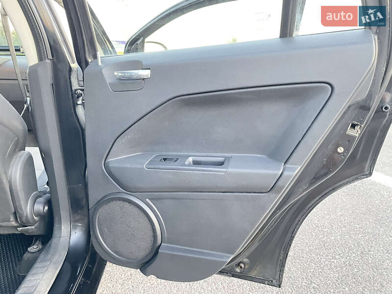 Позашляховик / Кросовер Dodge Caliber 2008 в Львові