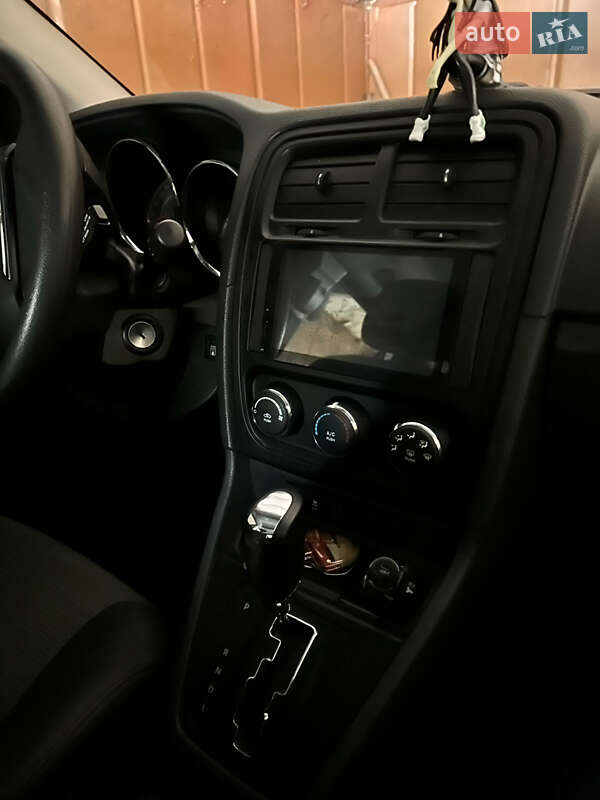 Внедорожник / Кроссовер Dodge Caliber 2011 в Киеве