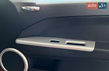 Позашляховик / Кросовер Dodge Caliber 2010 в 