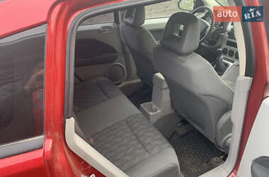Позашляховик / Кросовер Dodge Caliber 2006 в 