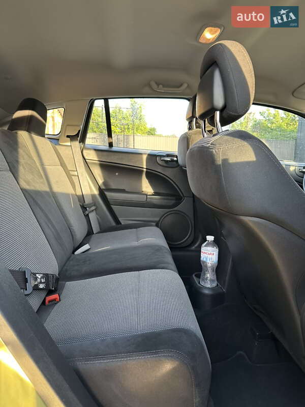 Хэтчбек Dodge Caliber 2010 в Черновцах