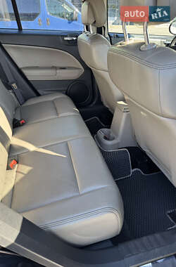 Внедорожник / Кроссовер Dodge Caliber 2010 в 