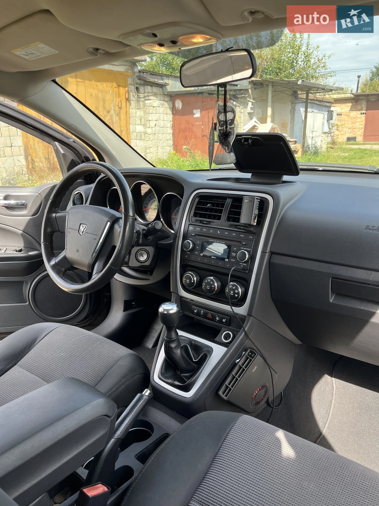 2010 Dodge Caliber - мініатюра 31