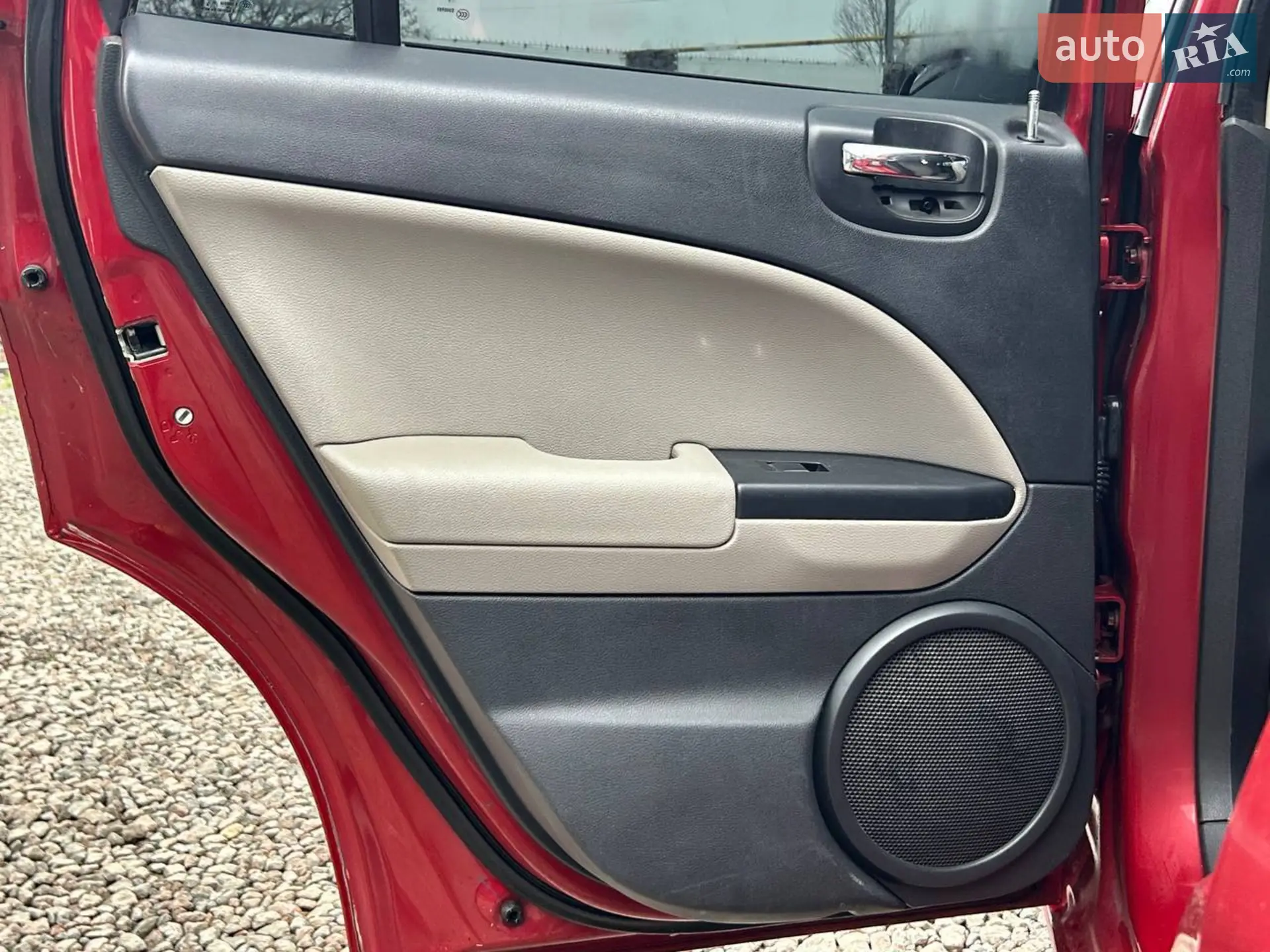 2010 Dodge Caliber - мініатюра 26